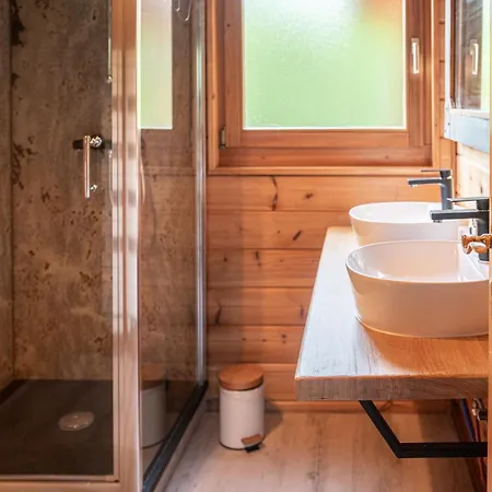 La Calougeotte, Jardin, Et Sauna Prives Chalet Le Menil